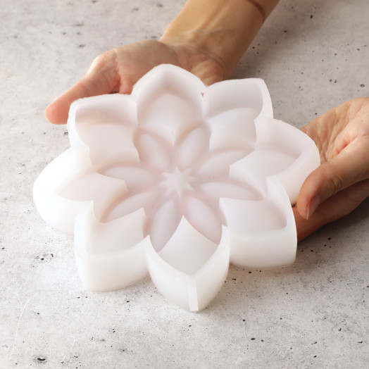 Moule Jasmine top cake en silicone réalise à la main
