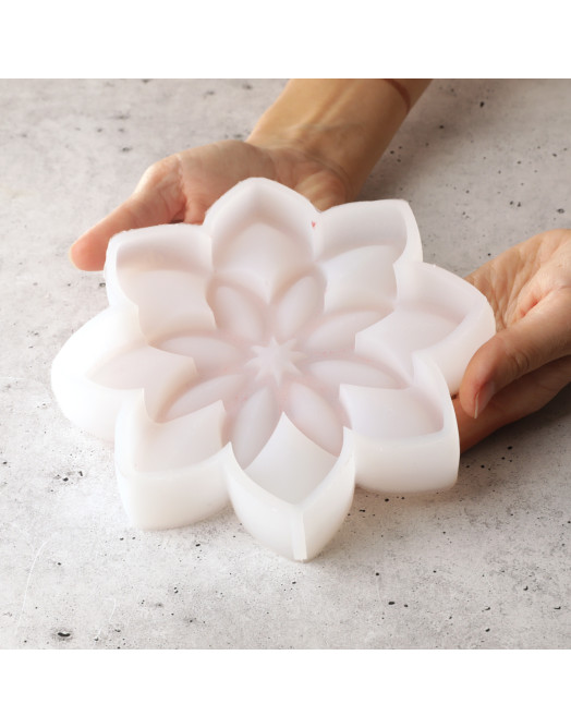 Moule Jasmine top cake en silicone réalise à la main