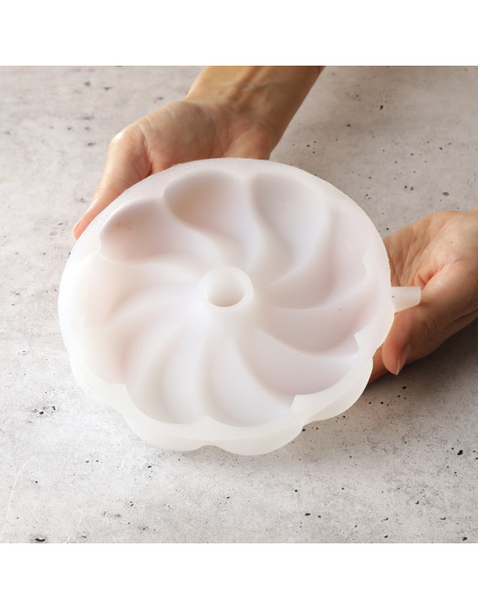 Moule Tender Petals top cake en silicone réalise à la main