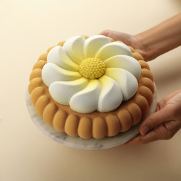 Tender Petals top cake торт форма ручной работы